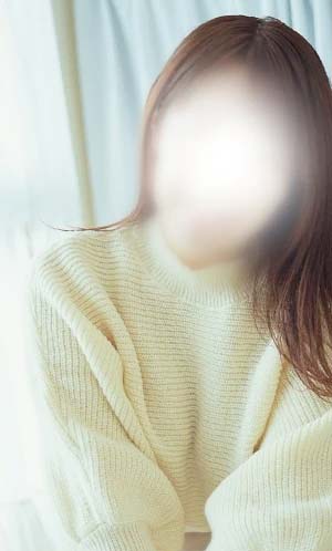 アル（29歳）｜グラマーな巨乳系
