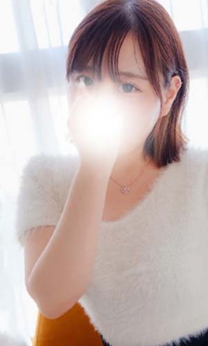 サラ（22歳）｜可愛い彼女系